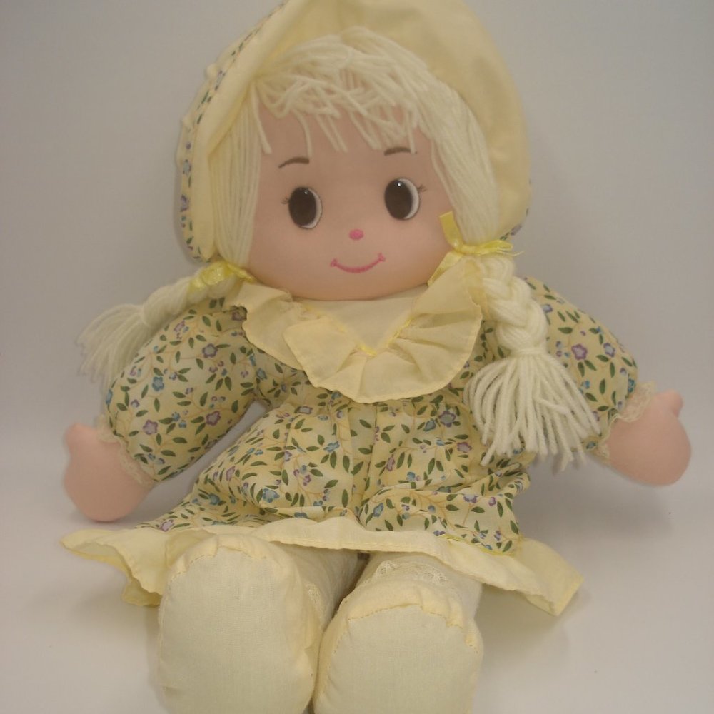 Cuddle Wit Cloth Doll Yellow Floral Dress 18"